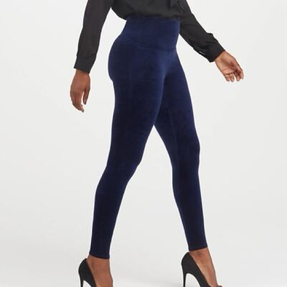 Spanx Velvet Leggings in Lapis Night Navy Blue Size 1X - Picture 2 of 5